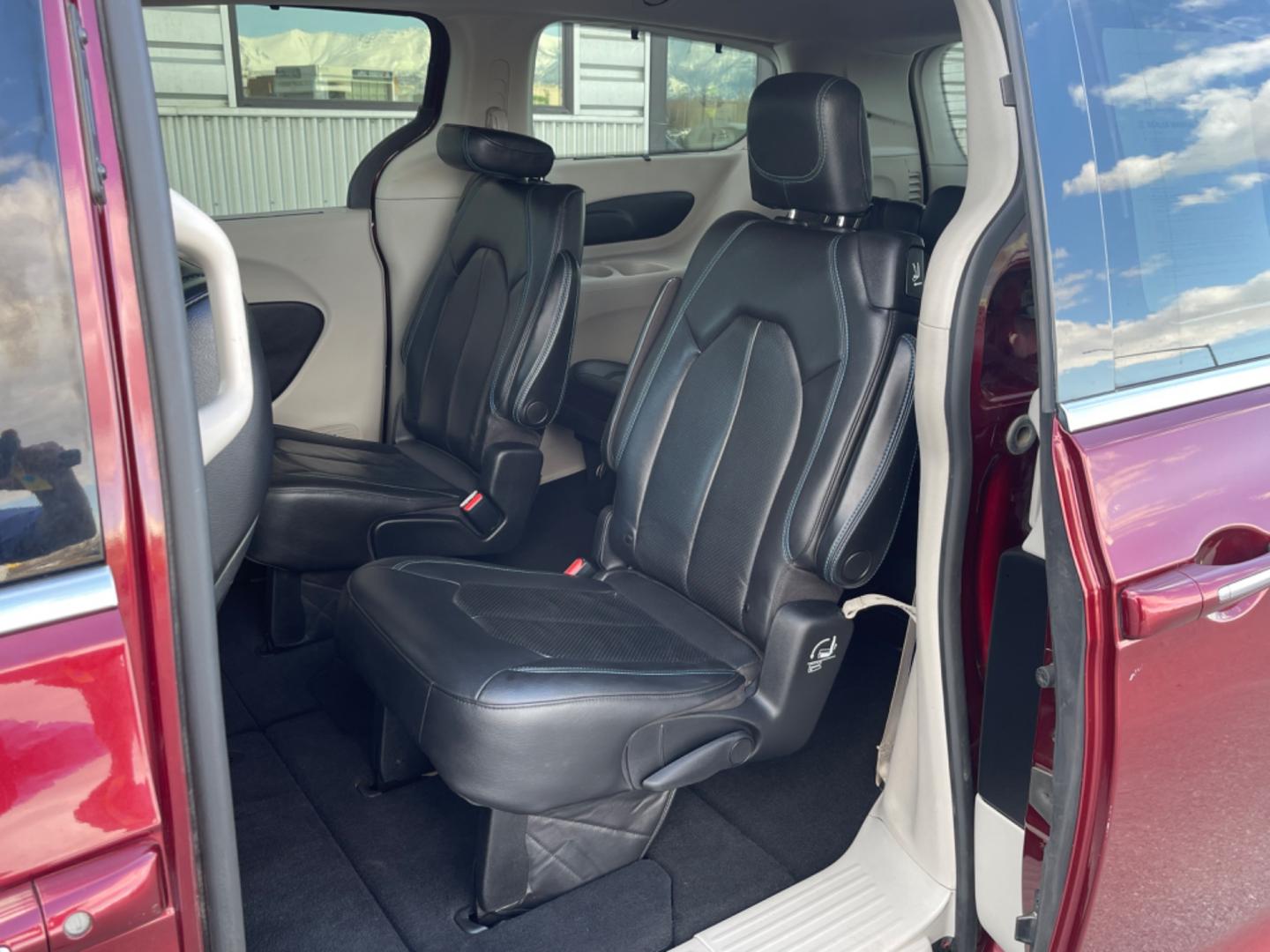 2021 RED CHRYSLER PACIFICA TOURING L (2C4RC1BG8MR) with an 3.6L engine, Automatic transmission, located at 1960 Industrial Drive, Wasilla, 99654, (907) 274-2277, 61.573475, -149.400146 - Photo#9